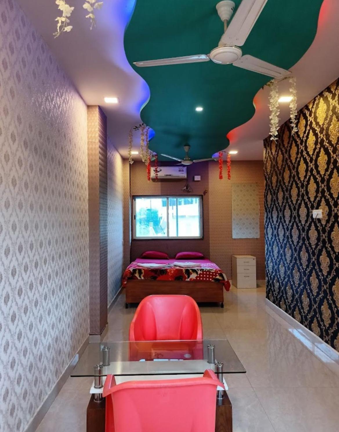 Strawberry Vacations Villa Panchgani Exterior photo